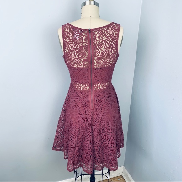 NWOT American Rag Fit & Flare Lace Dress - Picture 4 of 9